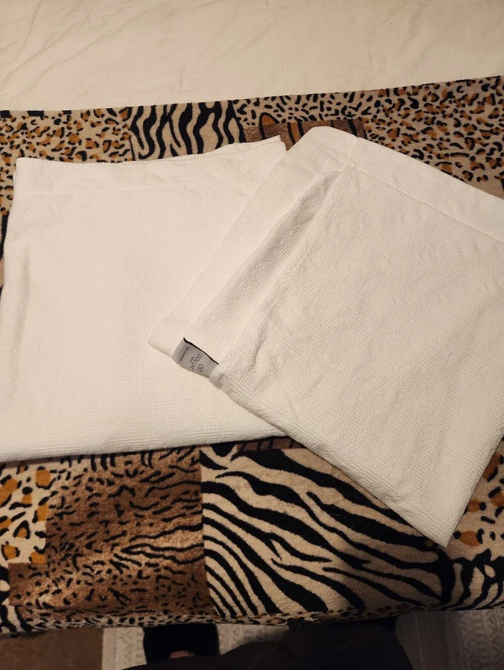 Docofil White Textured Made In Portugal 100% Cotton King Size Shams (2)